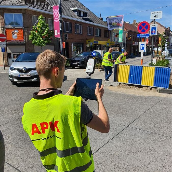 Leica FLX100 GPS en vGIS augmented reality applicatie geodeet